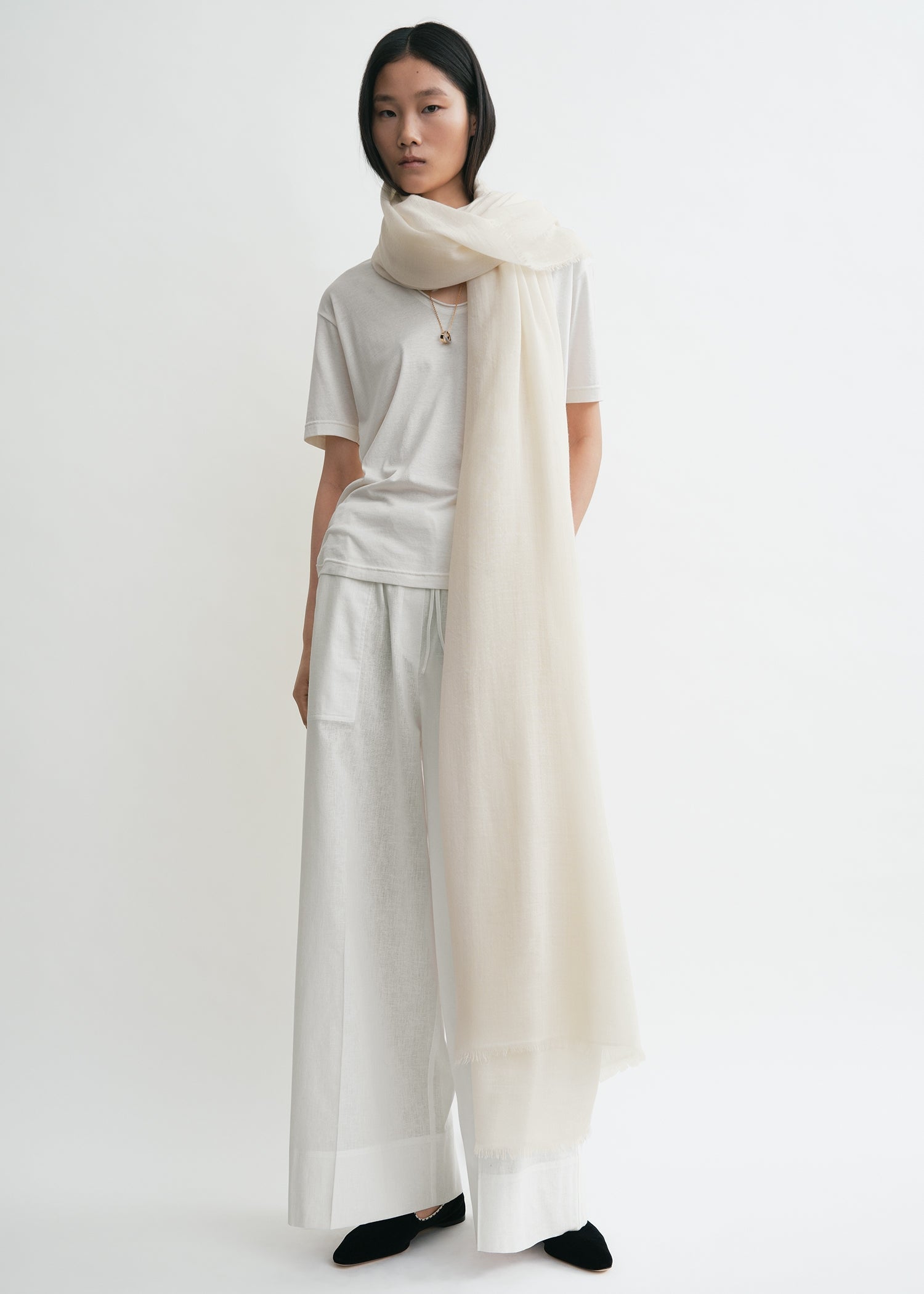 Light wool blanket scarf off-white 3 Light wool blanket scarf off-white