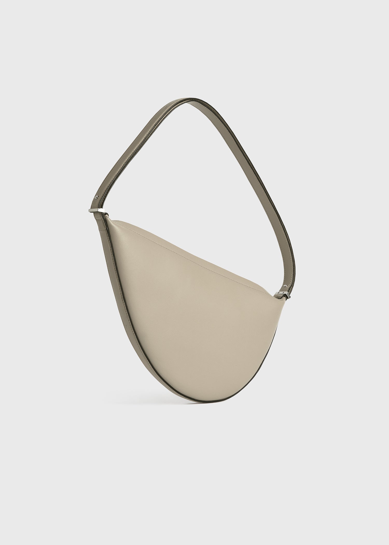 Leather scooped sling fawn 5 Leather scooped sling fawn