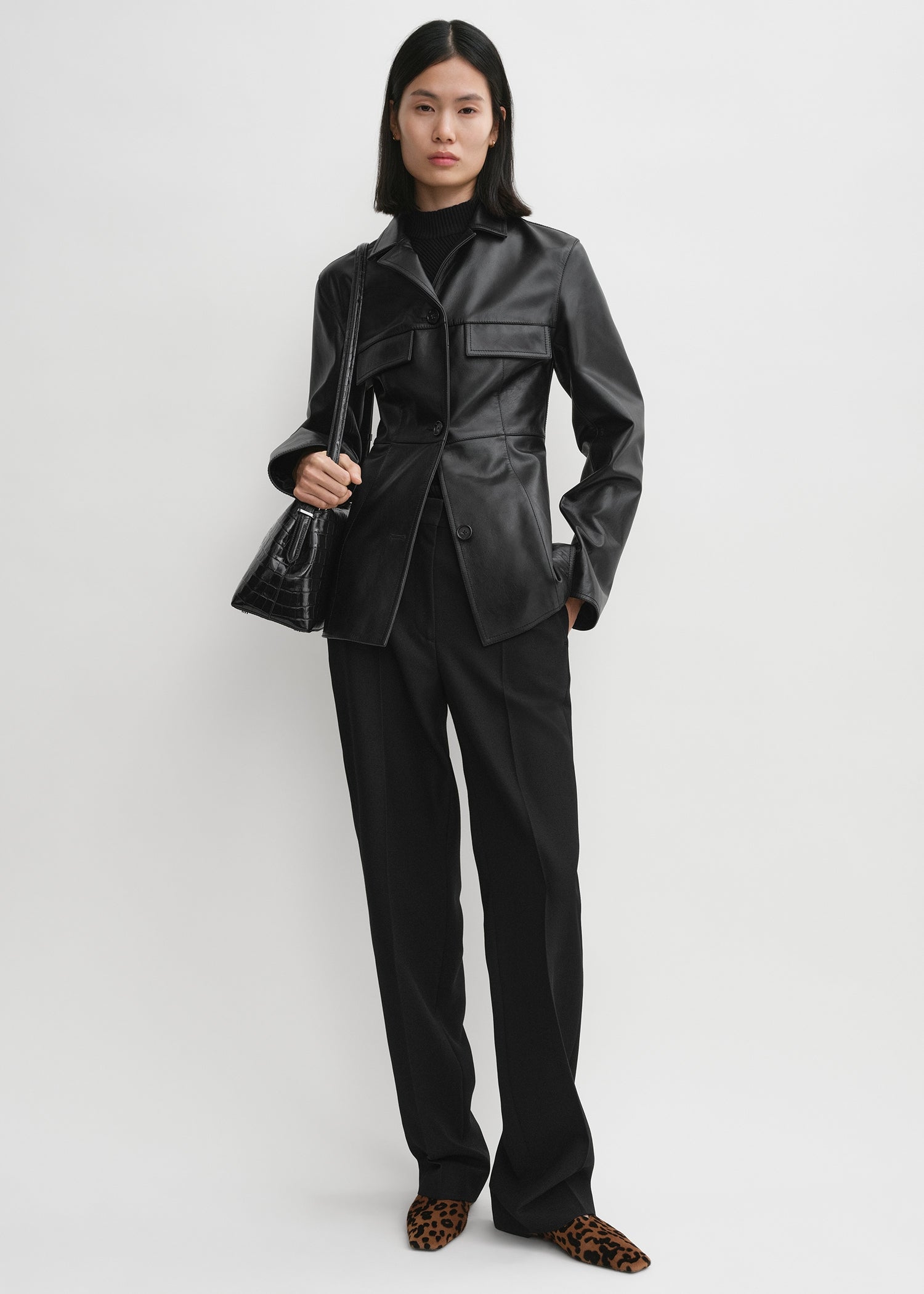 Hourglass leather jacket black