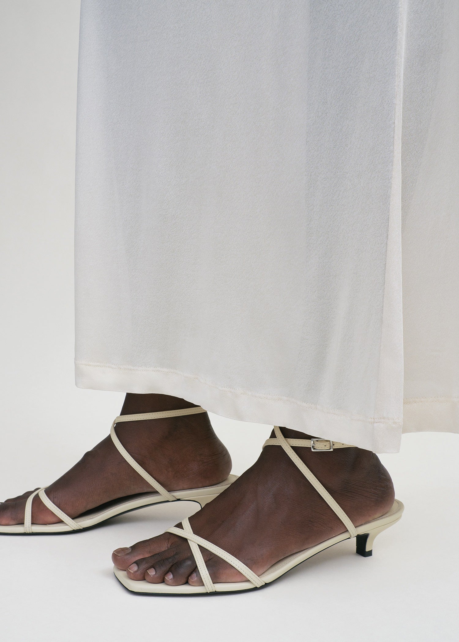Leather crossover sandals off-white 4 Leather crossover sandals off-white