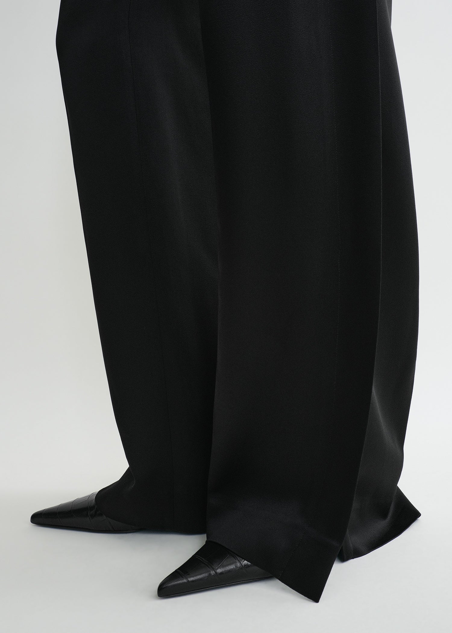 Cuff-slit trousers black 6 Cuff-slit trousers black