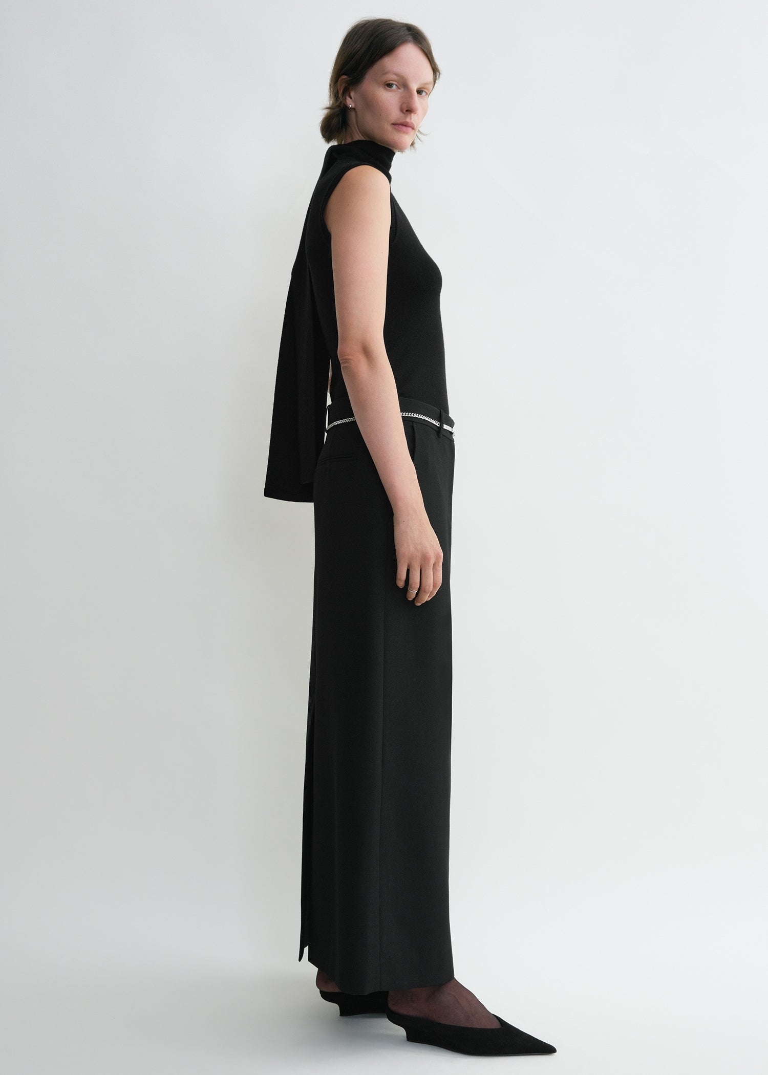 Sleeveless scarf knit black 4 Sleeveless scarf knit black