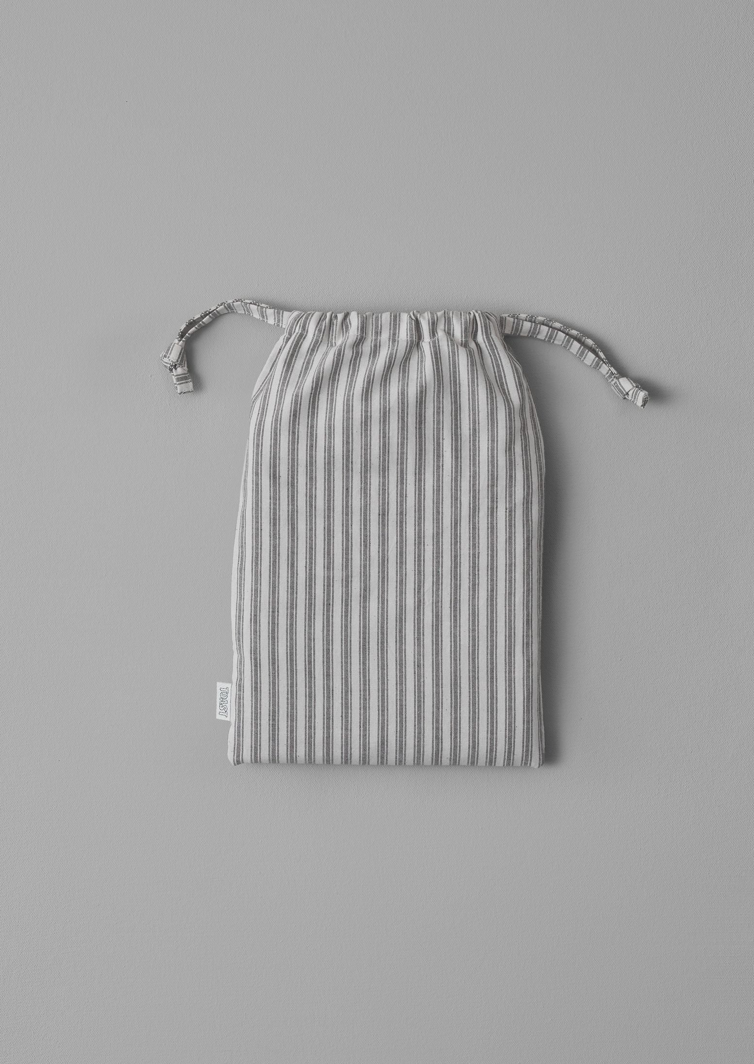 Organic Cotton Ticking Stripe Oxford Pillowcase | Ecru/Graphite 4 Organic Cotton Ticking Stripe Oxford Pillowcase | Ecru/Graphite