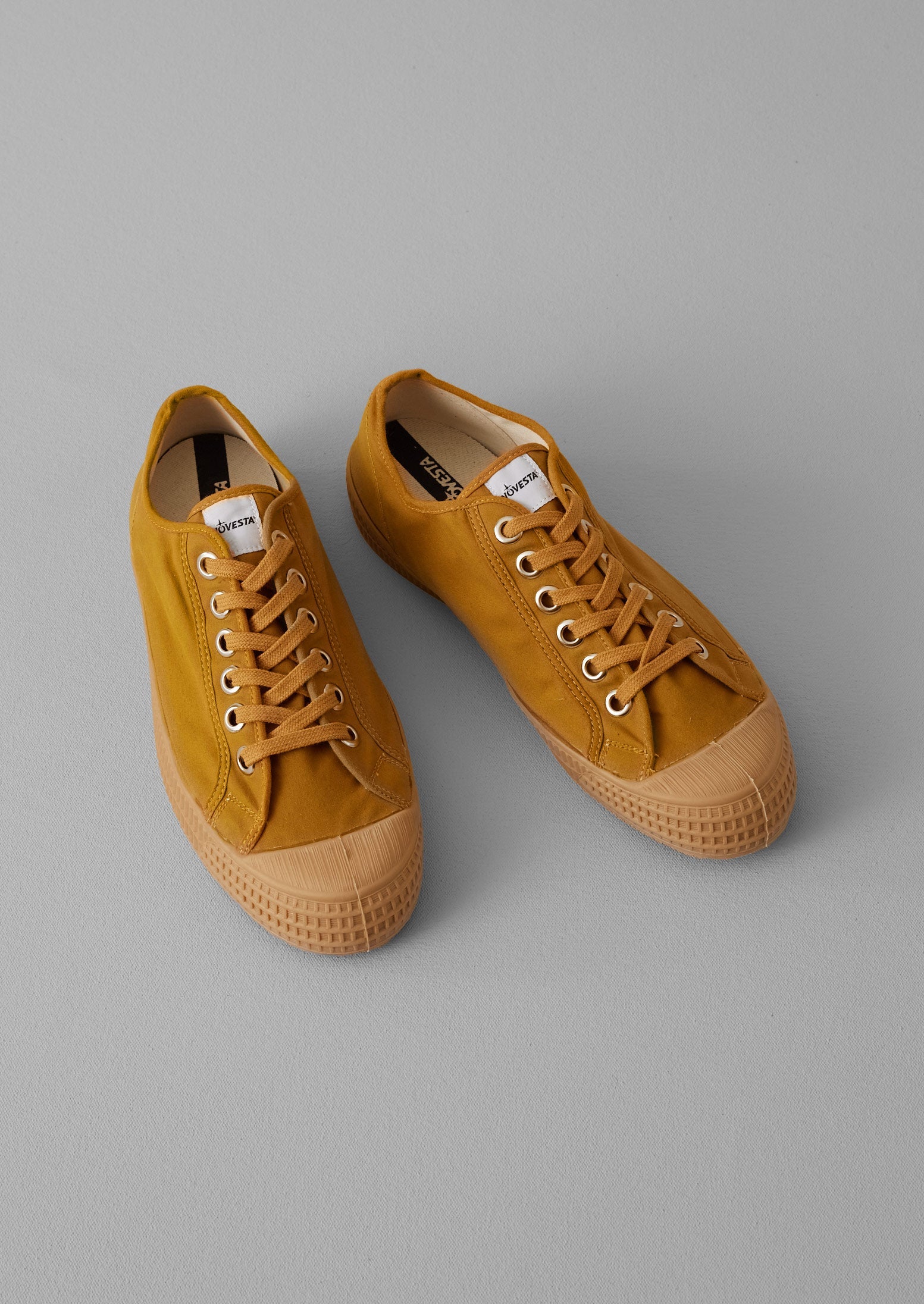 Novesta Star Master Waxed Cotton Trainers | Cumin