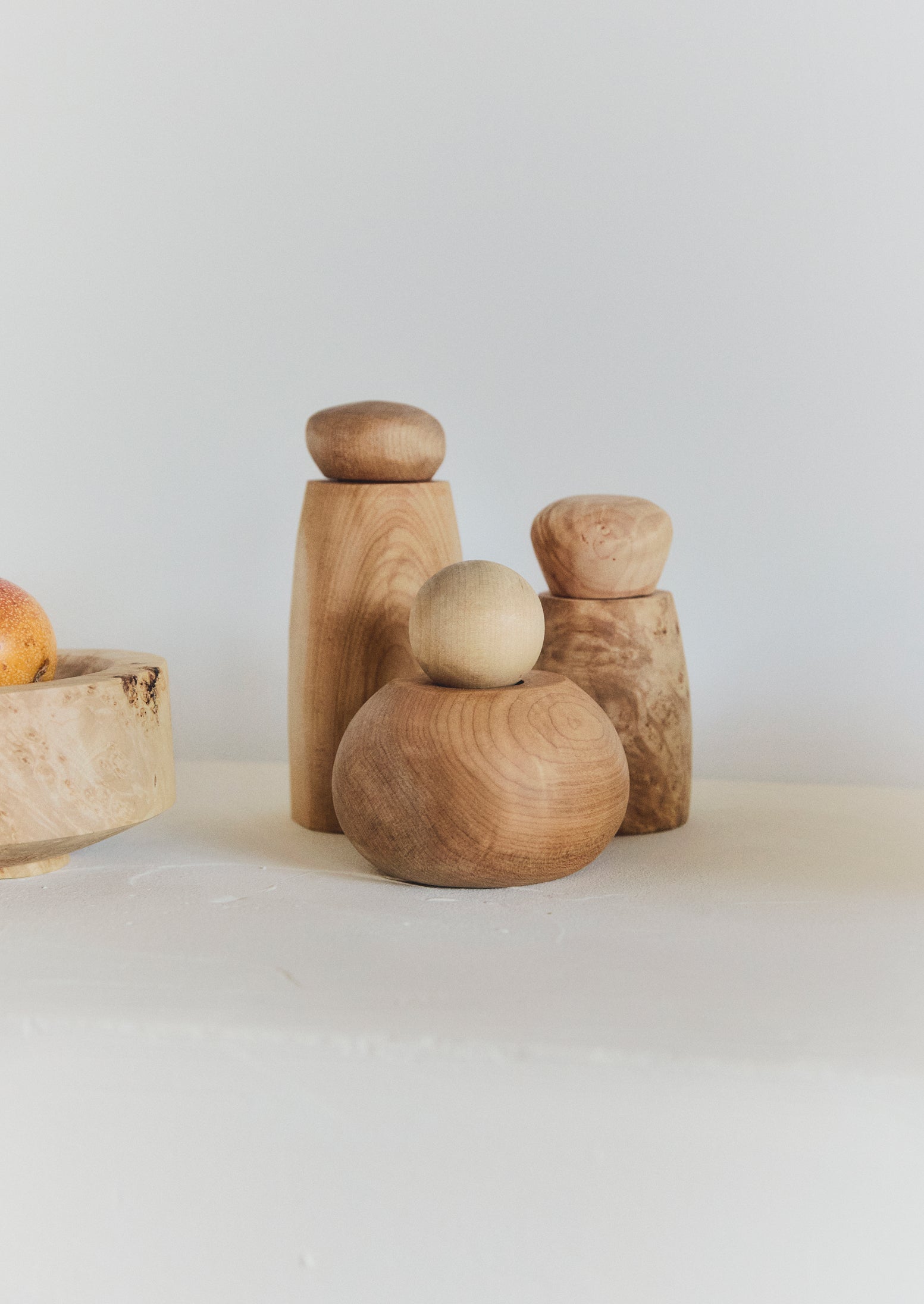 Elise McLauchlan Maple Rounded Pepper Mill | Natural