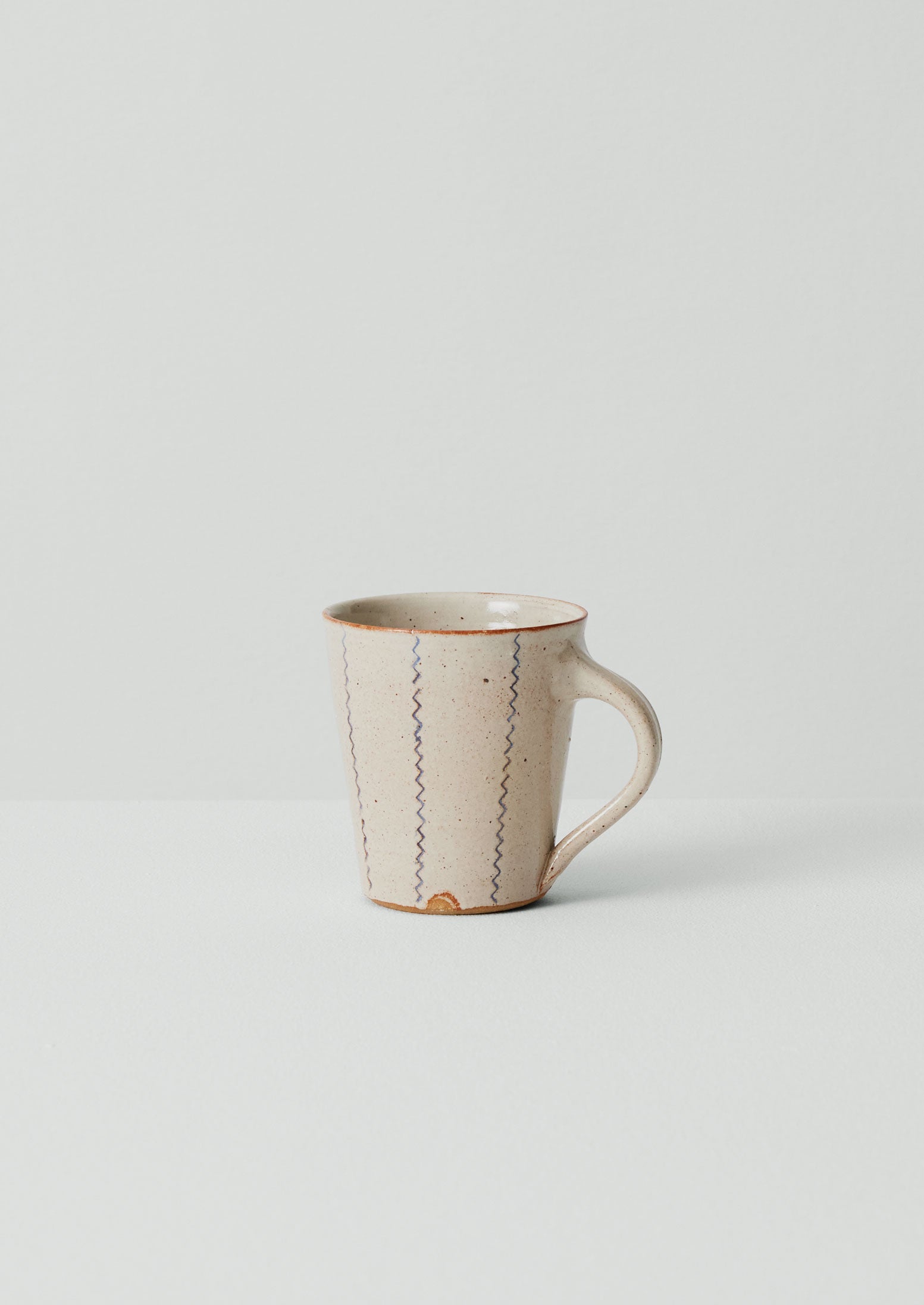 Gilliflower Pottery Zig Zag Mug | Cream