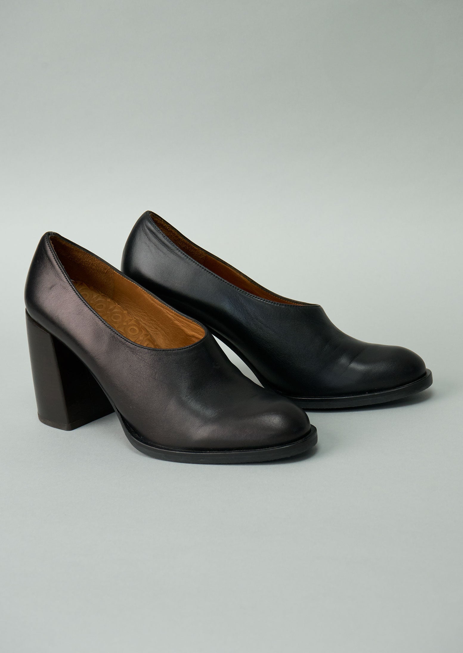 Reworn Chie Mihara Block Heel Shoes Size 40 (312) | Black