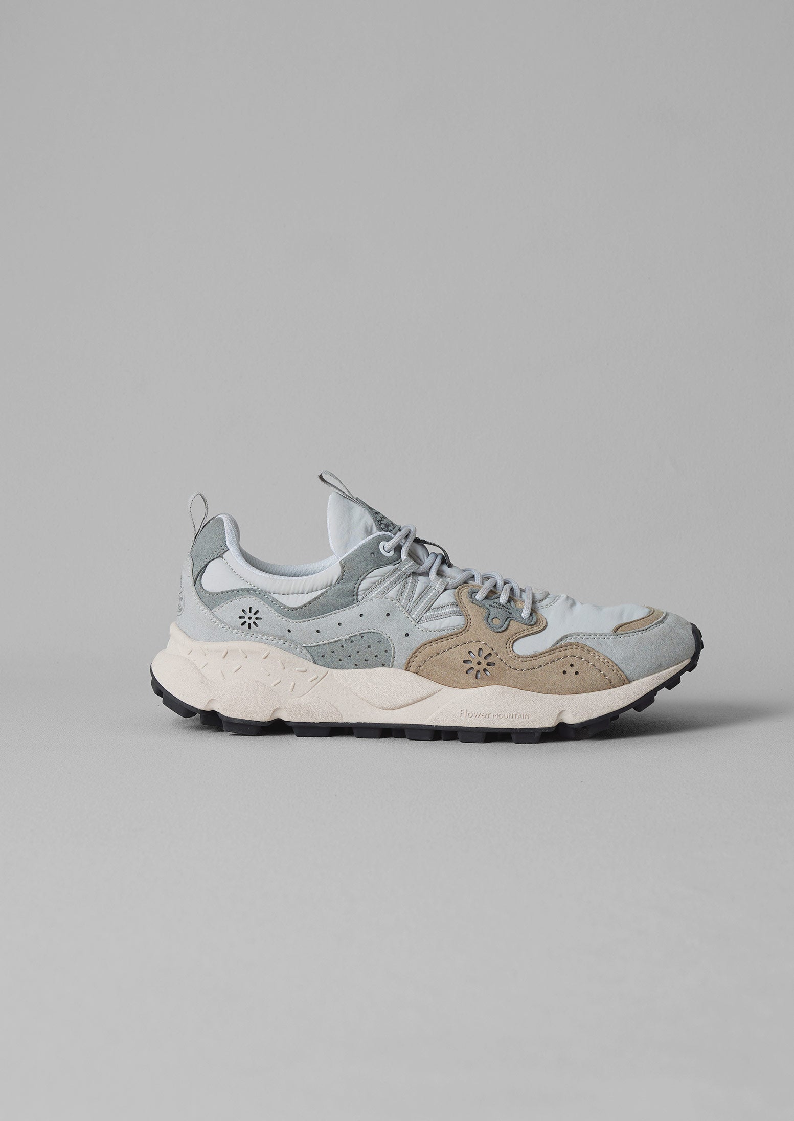 Flower Mountain Yamano Kaiso Panelled Trainers | Light Grey 3 Flower Mountain Yamano Kaiso Panelled Trainers | Light Grey