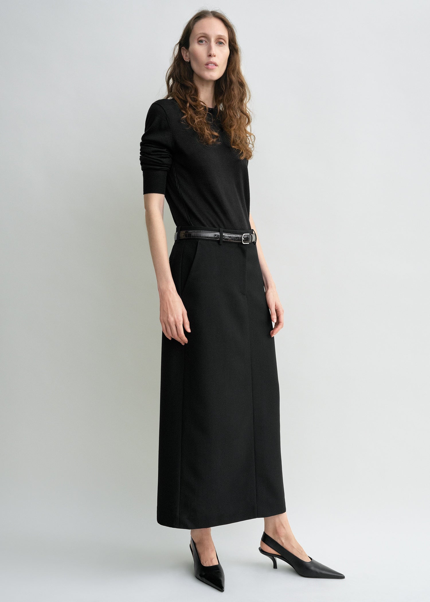 Low-waist straight skirt black petite