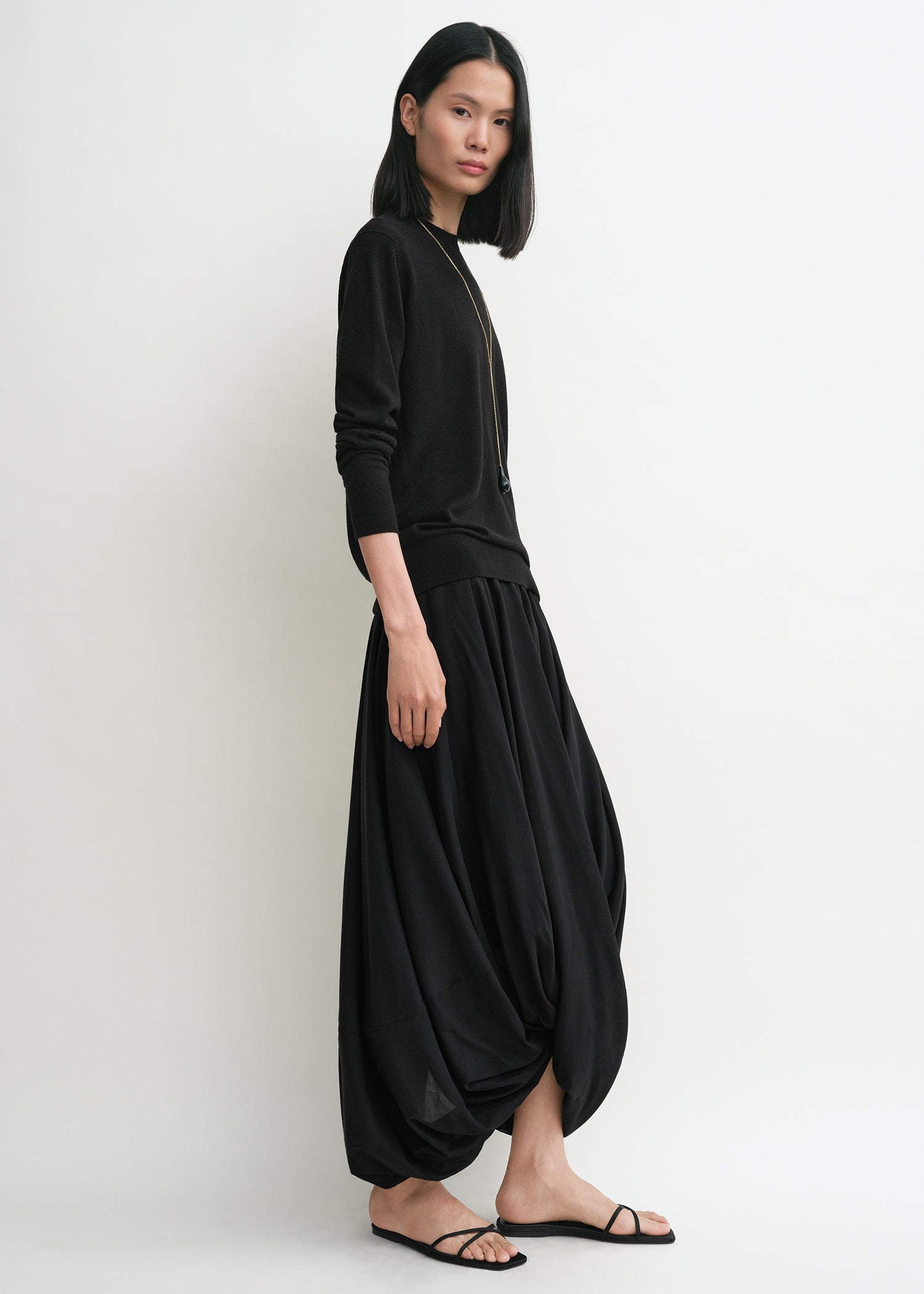 Cocoon skirt black 3 Cocoon skirt black